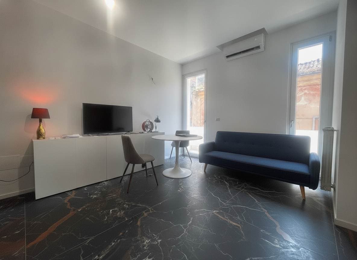 ELEGANTE BILOCALE IN AFFITTO